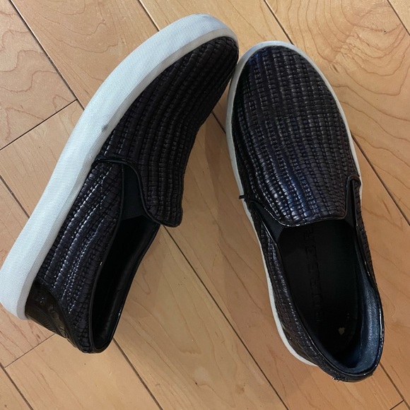 Black leather Burberry loafers. Size 5 excellent condition - Picture 2 of 4